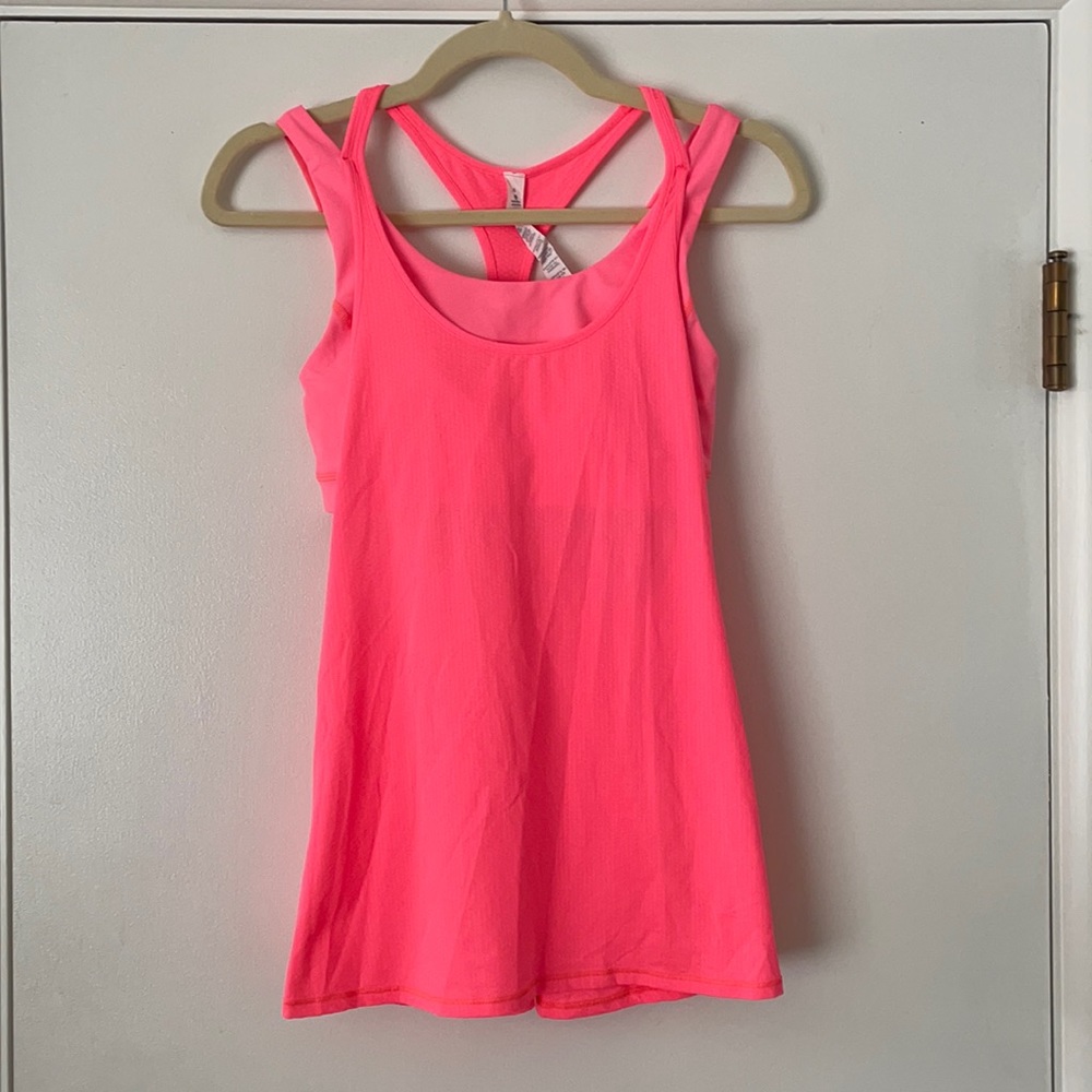 Lululemon tank